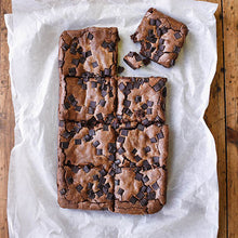 Load image into Gallery viewer, Chocolate Brownie Traybake
